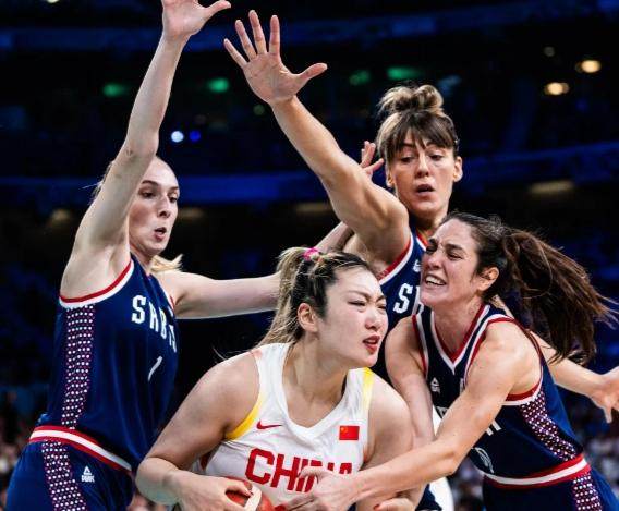 半岛体育APP-女篮惨败22分小组垫底 金兰巴黎凋零出线岌岌可危