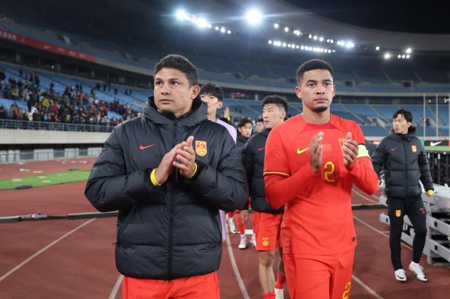 半岛体育官方网站-国足报到日蒋光太伤退 扬科维奇招入爱将徐浩峰