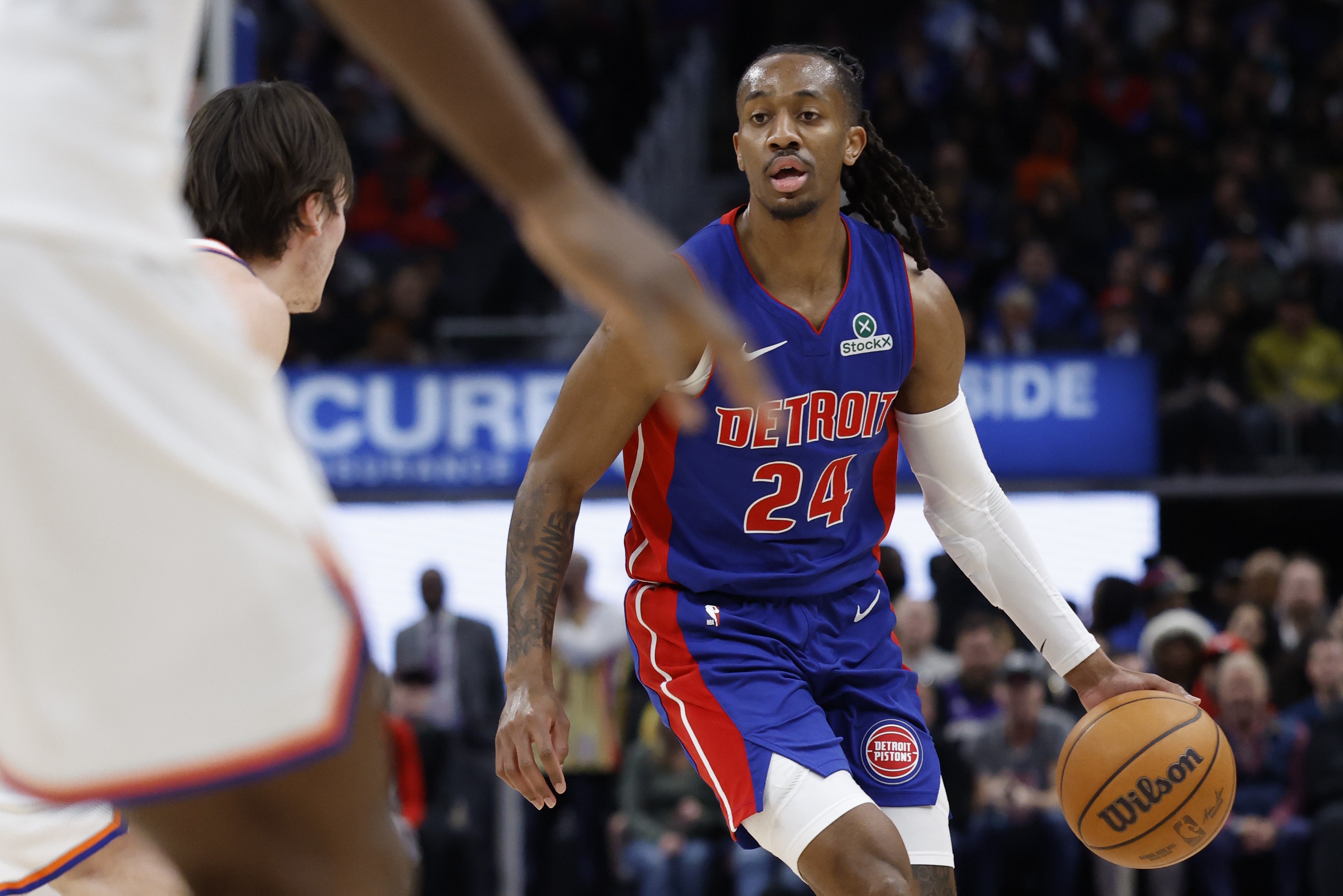 半岛体育APP-神奇小子詹金斯！两次绝平又来准绝杀 落选秀成活塞主力不靠运气